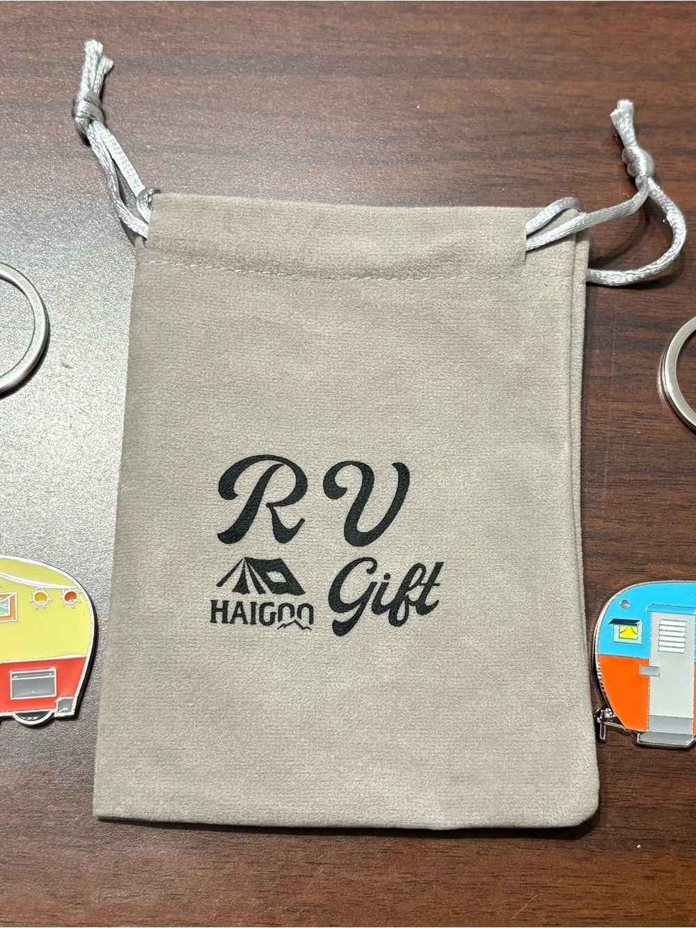 2 Pack Vintage RV Camper Keychains | Travel Trailer Keyring Set with Gift Pouch